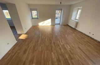 Wohnung kaufen in 93128 Regenstauf, Tolle ETW - komplett saniert - 4ZKB - 134qm