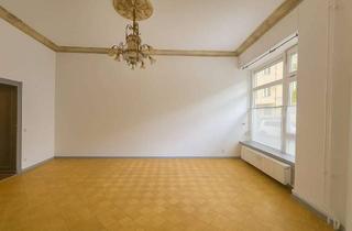 Wohnung kaufen in 10829 Schöneberg (Schöneberg), Saniert und frisch renoviert - Stuckaltbauwohnung auf der Roten Insel