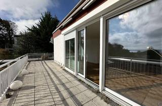 Wohnung kaufen in 82327 Tutzing, Unverbaubarer Seeblick! Außergewöhnliche Dachterrassen- Garten- ETW in ruhiger Lage von Tutzing.