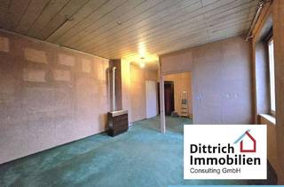 Wohnung kaufen in 75175 Pforzheim, 2-Zi.-ETW mit Balkon in denkmalgeschütztem Gebäude – Pforzheim West