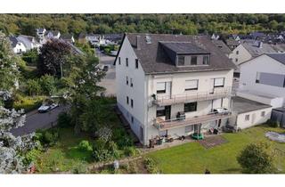 Wohnung kaufen in Kapellenstraße, 56073 Lay, Charmantes 5-Zimmer-Dachgeschoss in Koblenz-Lay, frisch renoviert