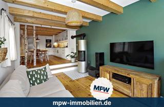 Wohnung kaufen in Kietz, 12557 Köpenick (Köpenick), Berlin von seiner schönsten Seite – Leben im Herzen des Fischerkietz mit Wasserblick