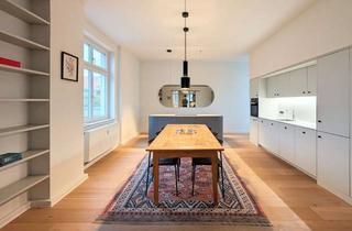 Wohnung mieten in Sonnenburger Straße 63, 10437 Prenzlauer Berg, Luxuriöses, neu eingerichtetes 3-Zimmer-Apartment im 3. Stock mit Balkon in Berlin Prenzlauer Berg