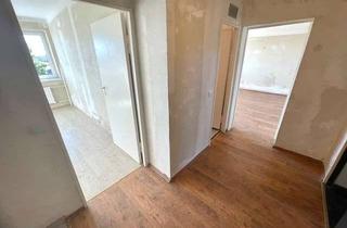 Wohnung mieten in Beusselstraße 44r, 10553 Tiergarten (Tiergarten), Renovierungsbedürftige 2-Zimmer-Wohnung mit Balkon im Herzen der Stadt!