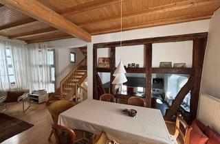Haus kaufen in Rodensteiner Gasse 10, 64646 Heppenheim (Bergstraße), Stilvoll restauriertes, helles Fachwerkhaus im malerischen Altstadt-Ortskern von Heppenheim
