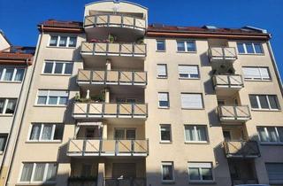 Wohnung kaufen in 04107 Leipzig, Gestalten Sie Ihren Wohntraum im Leipziger Zentrum! 3 Zimmer + Stellplatz mit Balkon und Lift!