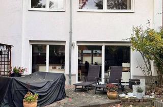 Reihenhaus kaufen in 50767 Pesch, Provisionsfrei! Renoviertes 5-Zimmer Reihenhaus mit Garage in Köln-Pesch