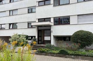 Wohnung kaufen in Glemsstraße 12/2, 71254 Ditzingen, Stadtmitte Ditzingen - 2-Zi.-Whg. mit Balkon, zentral, sonnig, ruhig mit viel Grünfläche