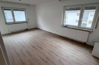 Wohnung mieten in Nelkenstraße xx, 70794 Filderstadt, Frisch renovierte 4-Zimmer-Wohnung mit großem Balkon und Einbauküche in Top-Lage von Filderstadt