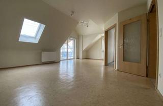 Wohnung mieten in 93173 Wenzenbach, Schöne 3 Zimmer Wohnung mit Balkon in Wenzenbach