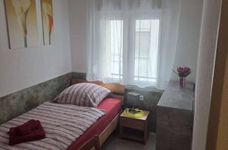 Wohnung mieten in Lützelwiesenstr. 11, 71063 Sindelfingen, Möbliertes Single-Apartment Sindelfinger Zentrum