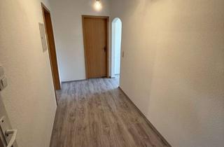 Wohnung mieten in 42719 Wald, Frisch sanierte Erdgeschosswohnung mit Einbauküche und separatem Eingang – 68 m², 3 Zimmer, Solingen