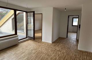 Wohnung mieten in 73079 Süßen, Frisch renovierte 4-Zimmer-DG-Wohnung (91m²) mit Hobbyraum & Garage