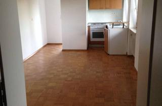 Wohnung mieten in 72108 Rottenburg am Neckar, Rottenburg - Kernstadt: Helle 2-Zimmer Einliegerwohnung (Warmmiete)