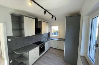 Wohnung mieten in Brucker Weg, 90522 Oberasbach, Neu renovierte 3-Zimmer-EG-Wohnung mit eigenem Garten und Terrasse, EBK sowie Garage in bester Lage