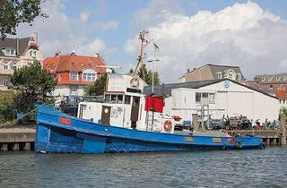 Gewerbeimmobilie kaufen in 20457 HafenCity, 22-m-Schlepper - Schiff mit Potenzial für Nachnutzung als Bootshotel/Hideaway/Homeoffice