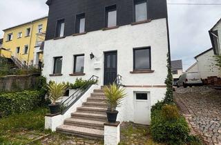 Haus kaufen in Hauptstraße 11, 66636 Tholey, **7 % Rendite - renoviertes Reihenendhaus in Tholey**