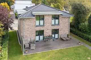 Villa kaufen in 25474 Ellerbek, Exklusive Stadtvilla im beliebten Ellerbek