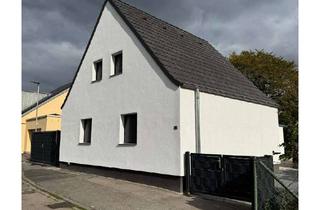 Haus mieten in 52134 Herzogenrath, Freistehendes Einfamilienhaus mit Garten und 2 Stellplätzen