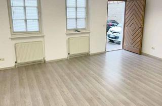 Büro zu mieten in 74206 Bad Wimpfen, Stilvolles, schönes helles 1 Zimmer Büro mit Stellplatz in der Altstadt von Bad Wimpfen