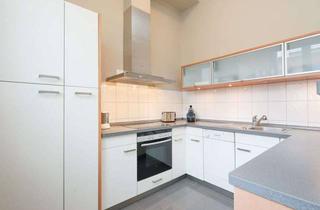 Immobilie mieten in Jenaer Straße, 10717 Wilmersdorf, Lichtdurchflutete charmante Berliner 2 Zimmer-Altbauwohnung in Charlottenburg