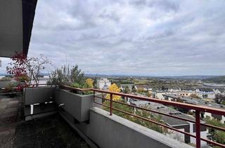 Wohnung mieten in 73207 Plochingen, 73207 Plochingen: 3,5-Zi-Wohnung mit großer Balkonanlage. 5.OG mit Aufzug. Traumhafte Aussichtslage.