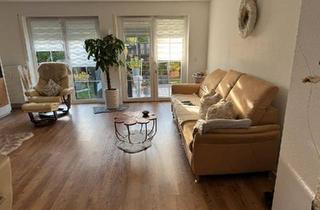 Wohnung kaufen in 35516 Münzenberg, Münzenberg - 3 Zimmer Wohnung im EG , mit EBK und inklusive Bad Möbel .