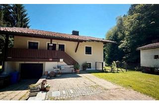 Haus kaufen in 94110 Wegscheid, Wegscheid - Haus in Alleinlage zwischen Untergriesbach und Wegscheid