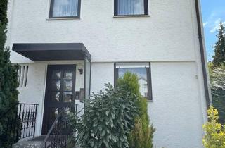 Doppelhaushälfte kaufen in 71409 Schwaikheim, Schwaikheim - Geräumige Doppelhaushälfte mit Garage, Terrasse & Balkon