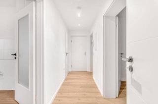 Mehrfamilienhaus kaufen in 12355 Berlin, Berlin - Frisch Sanierte 2-Zimmer-Wohnung in Berlin-Rudow