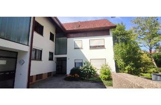 Wohnung kaufen in 88410 Bad Wurzach, Bad Wurzach - Ruhige 2,5 Zimmer-Whg mit Garage in zentraler Lage Bad Wurzach