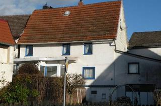 Haus kaufen in 35781 Weilburg, Weilburg - Haus, vier Zimmer, Küche, 2x Bad, Garage