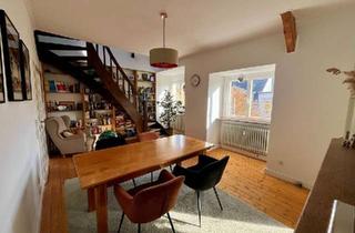 Wohnung kaufen in 52066 Aachen, Aachen - Maisonette-Altbauwohnung im Frankenberger Viertel mit Stellplatz