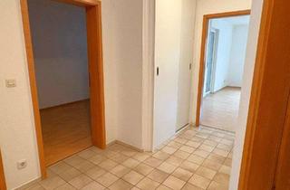 Wohnung kaufen in 74523 Schwäbisch Hall, Charmante 3-Zimmer-Eigentumswohnung mit eigenem Gartenanteil im Erdgeschoss. Ideal für barrierearmes