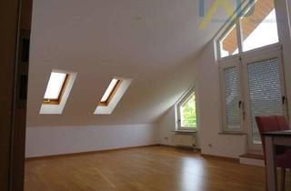 Wohnung kaufen in 70839 Gerlingen, Wunderschöne 2-Zimmer-Dachgeschosswohnung mit Balkon in ruhiger Sackgassenlage
