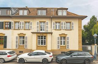 Wohnung kaufen in 68165 Schwetzingerstadt, Rarität im Philosophenviertel: Stilvolle 2-Zimmer-Terrassenwohnung mit Blick ins Grüne