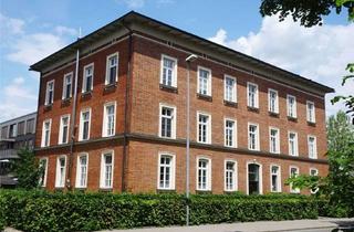 Wohnung kaufen in 84359 Simbach, Stilvoll WOHNEN: 4-Zi.-Wohnung über zwei Etagen mit Dachterrasse in repräsentativem Backsteinbau