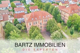 Wohnung kaufen in 76829 Landau, Stilvolle Dachgeschosswohnung mit Aufzug und zwei Stellplätzen in ehemaliger Kaserne