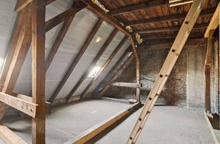 Wohnung kaufen in 13357 Wedding, Dachgeschossrohling - Ausblick über die "Uferhallen" - beste Lage!