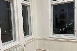 Wohnung kaufen in Prager Platz, 10717 Wilmersdorf, Sonnige 2-Zimmer Wohnung mit Wintergarten im 4. OG in am Prager Platz