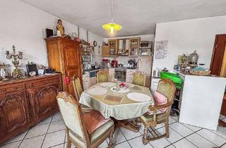 Wohnung kaufen in 66333 Völklingen, 3-Zimmer-Eigentumswohnung in kleiner Wohnanlage mit Balkon und Garage in Völklingen-Sonnenhügel