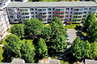 Wohnung mieten in Dr.-Wilhelm-Külz-Straße 27, 17291 Prenzlau, Supermarkt vor der Tür.