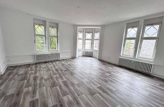 Wohnung mieten in Vikariestraße 12, 46117 Osterfeld-Ost, Wohnen im historischen Postgebäude - Renovierte 4-Zimmer-Wohnung im 1. OG in Oberhausen-Osterfeld