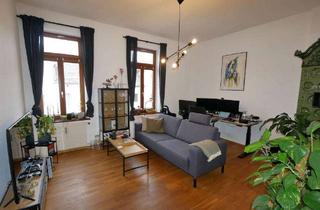 Wohnung mieten in 96450 Coburg, Hier schlägt das Altbau-Fan-Herz höher! Schöne 2-Zi-Whg mit EBK + Stellplatz Nähe HUK/Bahnhof