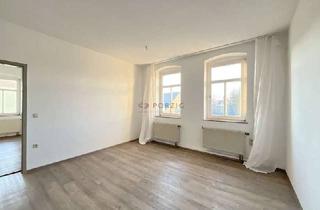 Wohnung mieten in Hauptstr. 21, 09212 Limbach-Oberfrohna, Großzügige Dachgeschossperle mit 3 Zimmern & Einbauküche!
