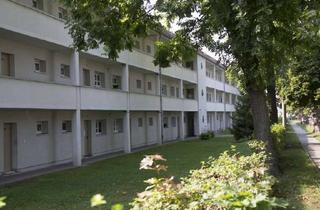 Wohnung mieten in Thomas-Muentzer-Str. 4B, 06231 Bad Dürrenberg, Ruhiges Wohnen für Senioren im Erdgeschoss