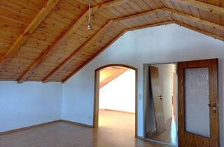 Wohnung mieten in 88361 Altshausen, Schöne, helle Dachgeschoss-Wohnung mit Stellplatz in Altshausen