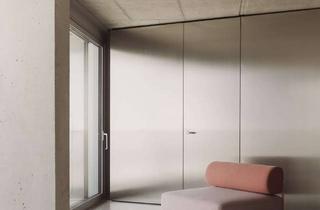 Penthouse mieten in 10117 Mitte, Avantgardistisches Penthouse mit Ost-Terrasse, Sichtbeton, Holzdetails, Edelstahlküche & Spa-Zugang