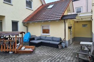 Wohnung mieten in 64572 Büttelborn, Exklusive, modernisierte 2-Zimmer-Maisonette-Wohnung mit EBK in Büttelborn