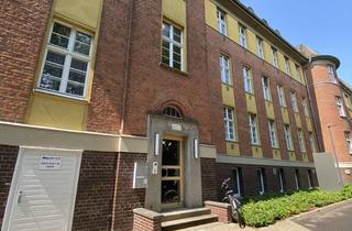 Wohnung mieten in Hindenburgstraße 15b, 23879 Mölln, Robert-Koch-Park / 2-Zi.-Dachgeschoss-Wohnung